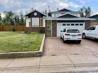 930 Sinotte Cres, La Ronge, SK S0J1L0