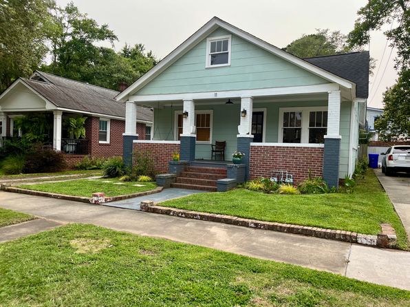 11 Darlington Ave