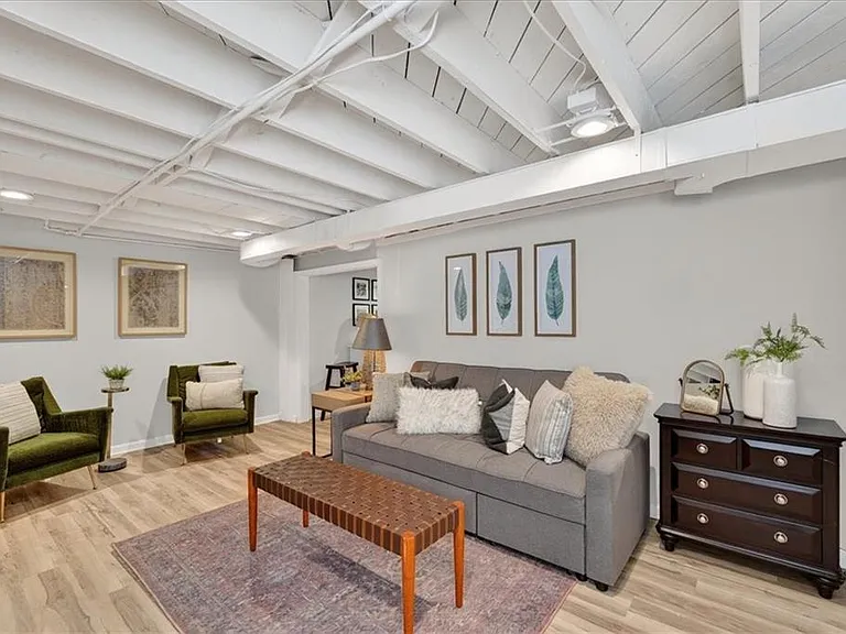 4021 W 73rd Ter — Photo 35