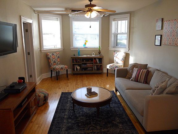 4th image of 1040 Washington Blvd #G