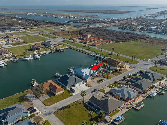 4th image of 104 Dolphin Ct