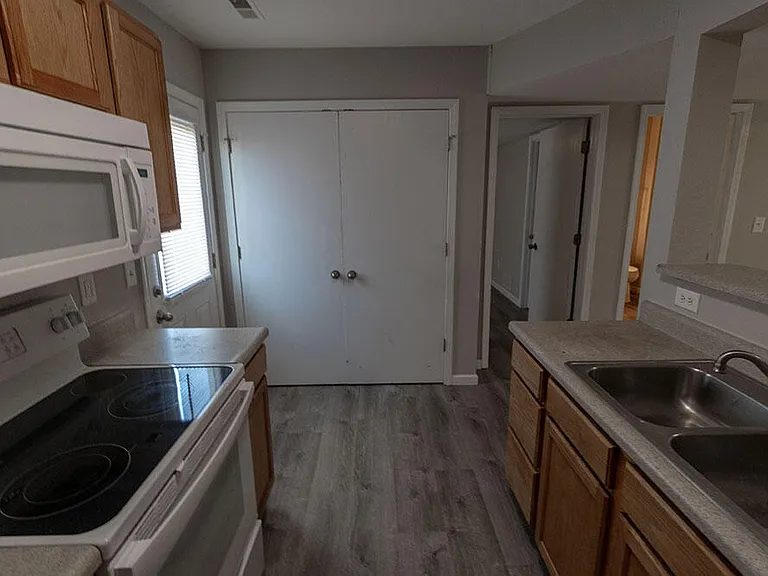 5309 Currituck Ln — Photo 10