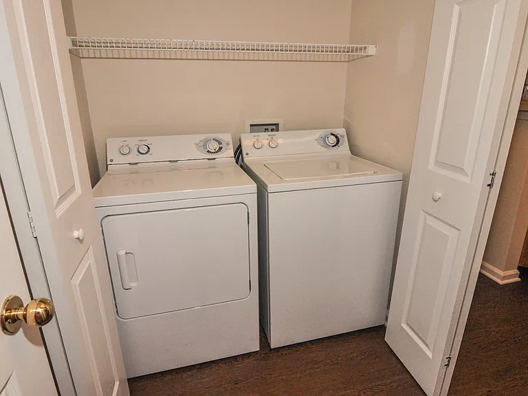 Model Apartment Washer and Dryer