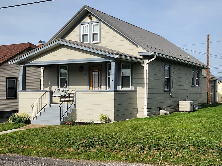 9 Mullen St — Photo 3