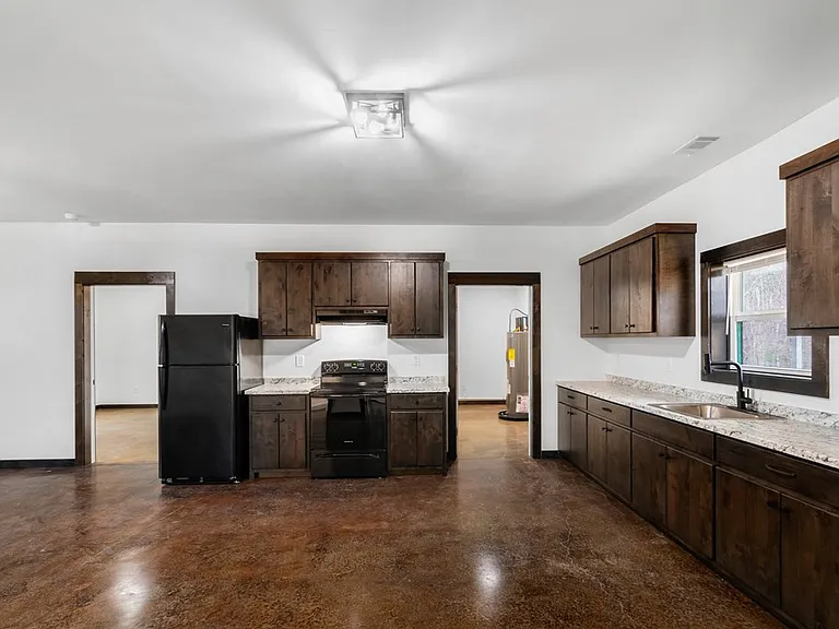 137A Johnson Ford Rd — Photo 4