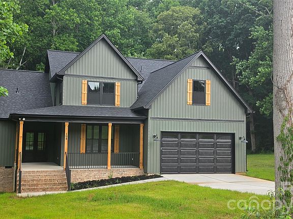 3rd image of 194 Donsdale Dr