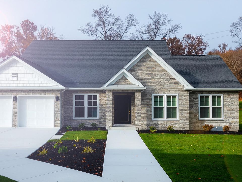 1st image of 16 Whooping Eagle Dr