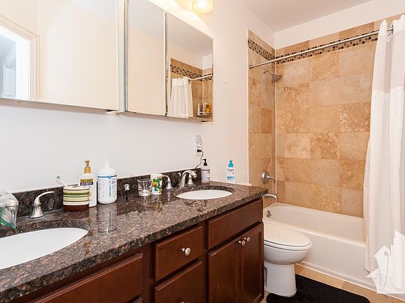 3rd image of 4839 N Ashland Ave APT 3