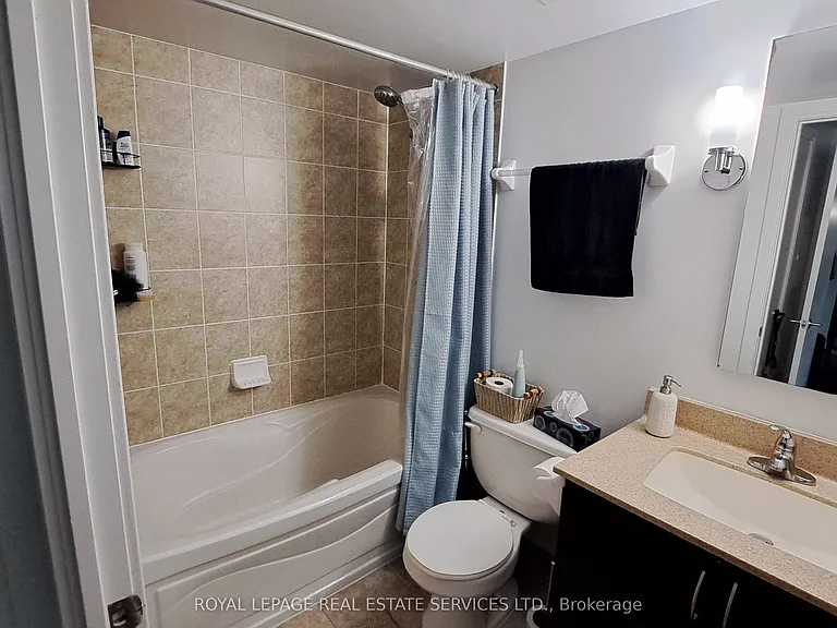 35 Viking Ln #439 — Photo 15