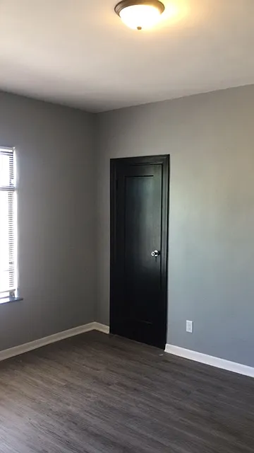 2 bed, 800 sqft, $1,300 — Photo 3