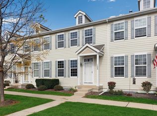 105 E Robinson Ave, Cortland, IL 60112