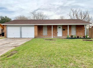 9817 Sumerlin St, Houston, TX 77075