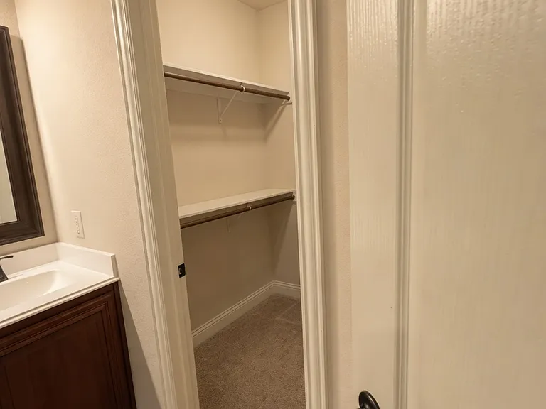 1212 Brentfield Dr — Photo 10