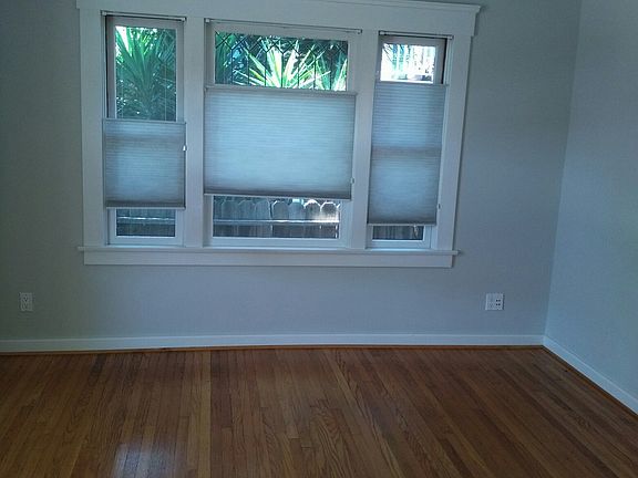 4th image of 2116 Dale St