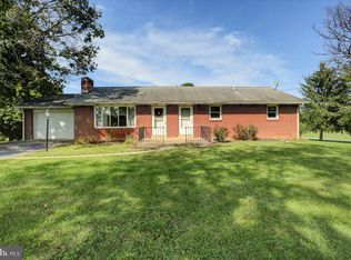 2091 Newville Rd, Carlisle, PA 17015