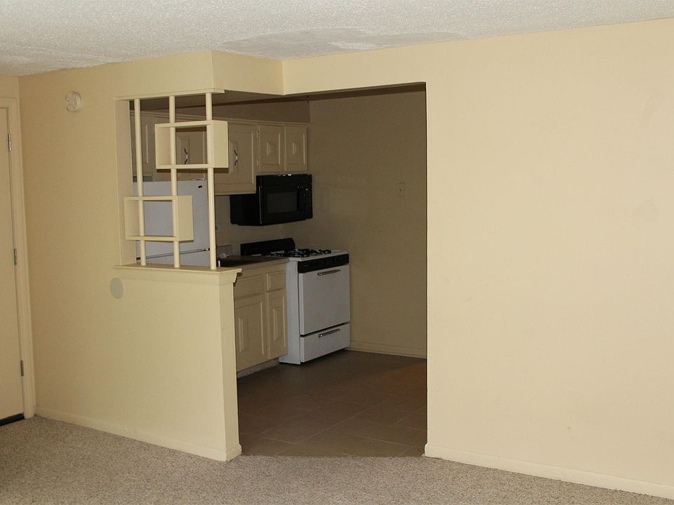 1st image of 10007 Linda Ln APT Gn