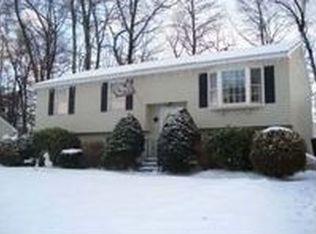 22 Macdonald Dr, Nashua, NH 03062