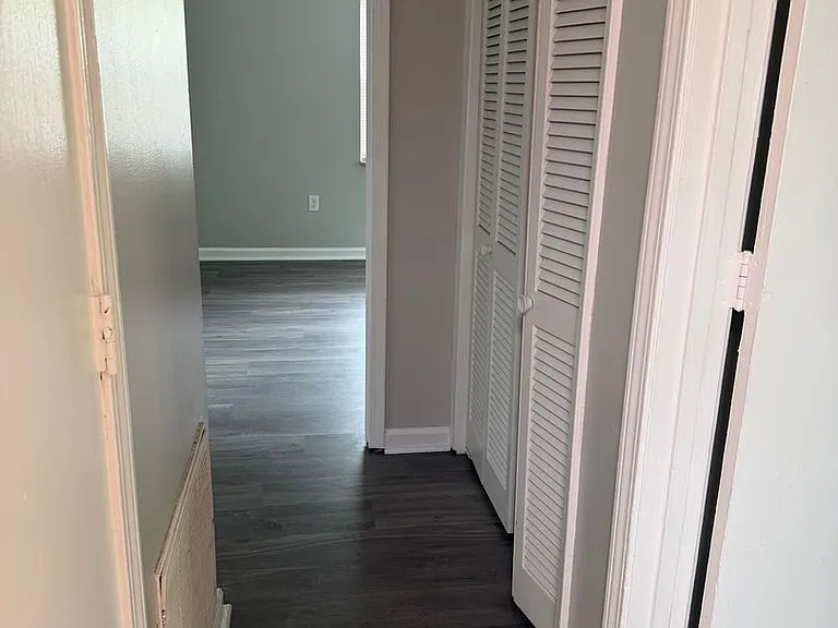 812 Burwind Ct — Photo 3