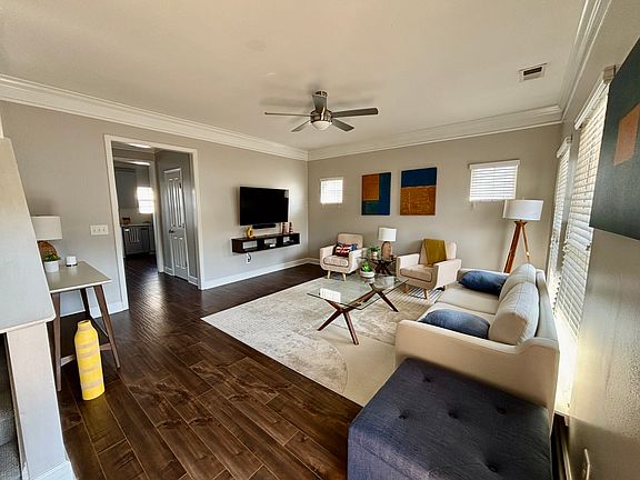 4th image of 1010 Loxley Dr