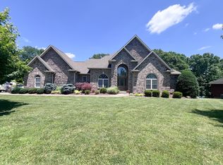 1858 Pebble Brook Dr, Ashland City, TN 37015