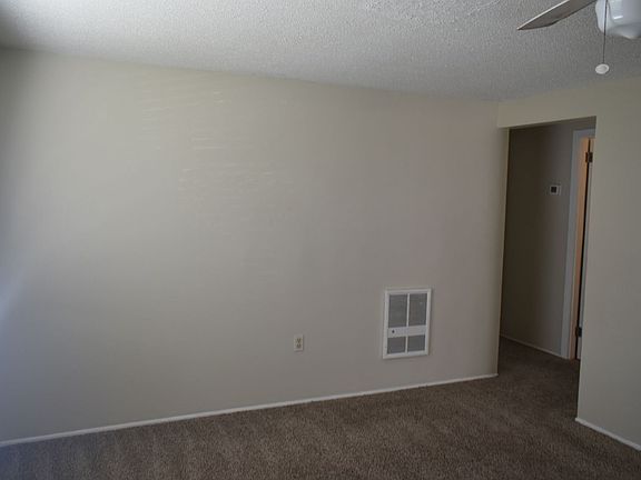 5th image of 860 Michigan Ave