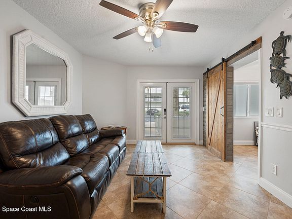 5th image of 8600 Ridgewood Ave #1113