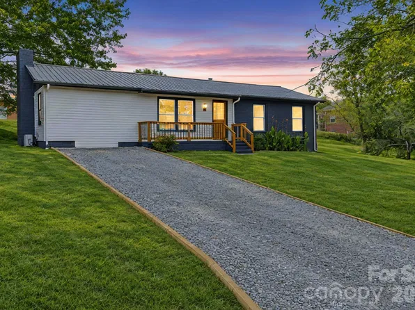 14 Kirby Pl, Asheville, NC 28806