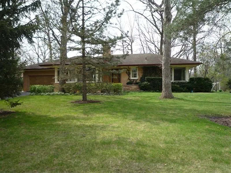 21 Cedar Ln photo 1