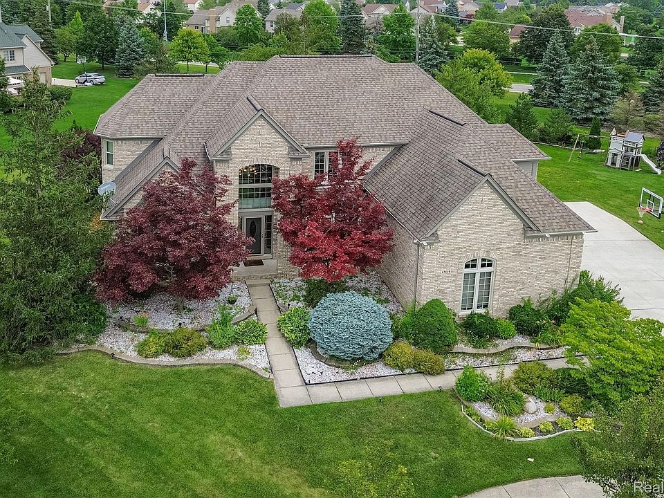 1st image of 47420 Putney Ct
