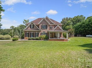 7107 Nesbit Rd, Waxhaw, NC 28173