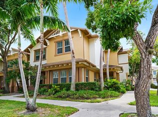 690 Pacific Grove Dr UNIT 6, West Palm Beach, FL 33401
