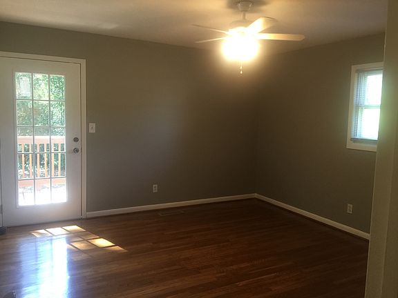 5th image of 3080 Haverford Ln SE #0