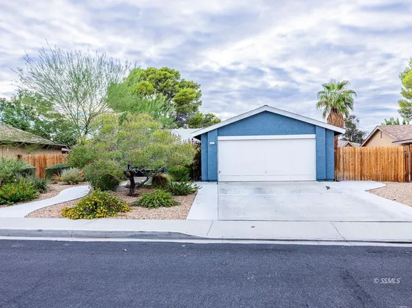 1111 N Mono Ct, Ridgecrest, CA 93555