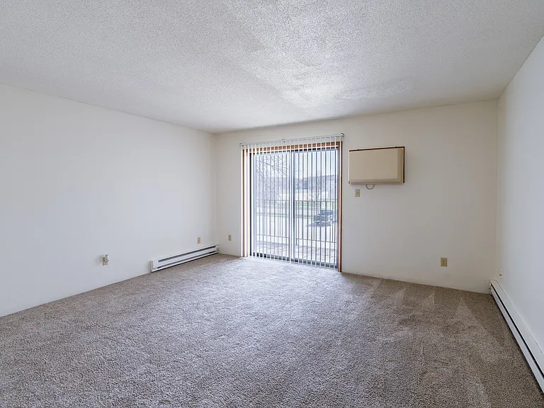 Fargo, ND Place One Apartments | Living