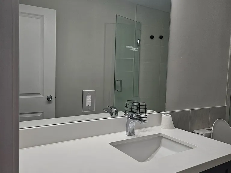 7 Adanac Dr #BASEMENT — Photo 10