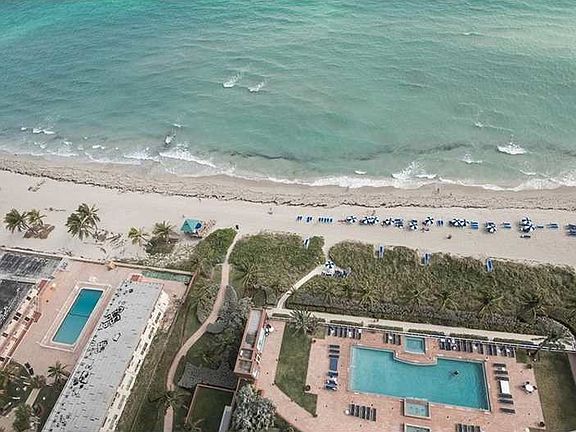 3rd image of 18911 Collins Ave APT 2801