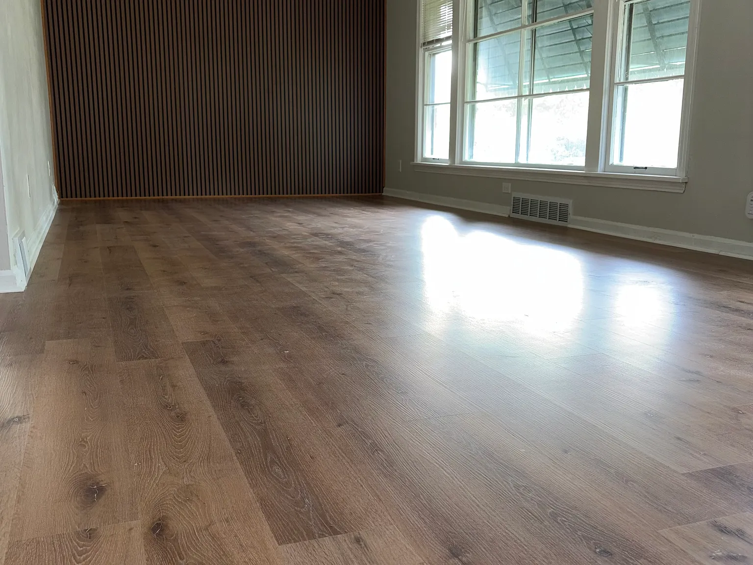 3 bed, 1449 sqft, $1,830 — Photo 2