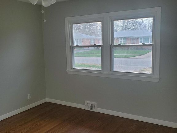 5th image of 2820 Dell Brooke Ave