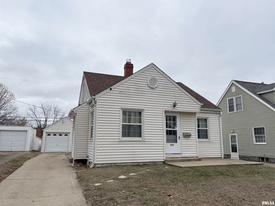 1324 W Circle Rd, Peoria, IL, 61604