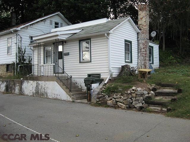 2nd image of 311 E Burrows St