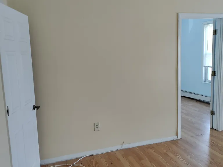 29 Elm St #2 — Photo 4