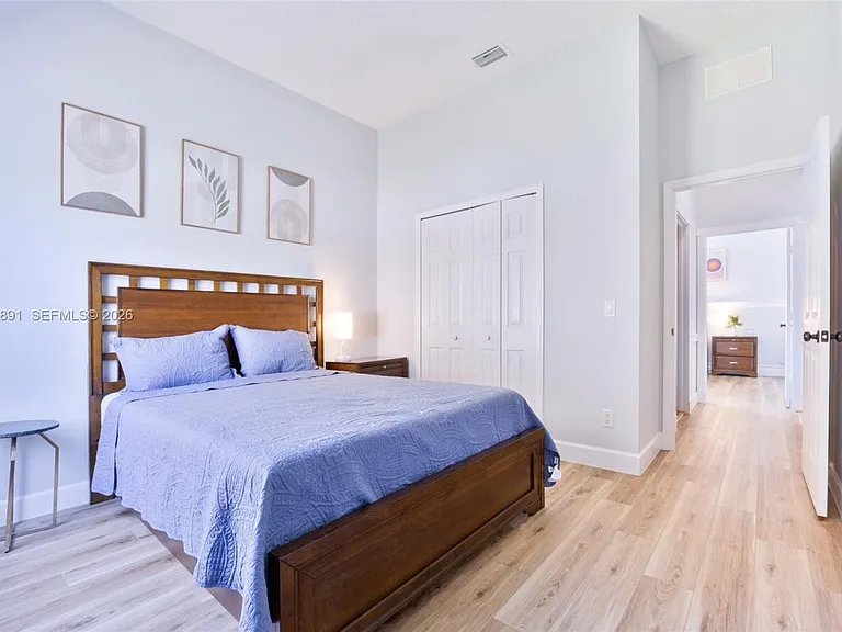 2033 SW Beekman St #2033 — Photo 28