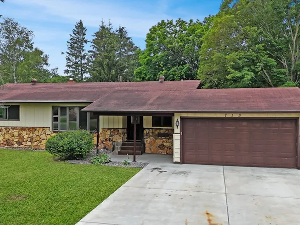 713 Michigan Ave, Centuria, WI 54824