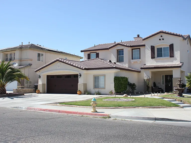 13898 Chestnut St — Photo 31