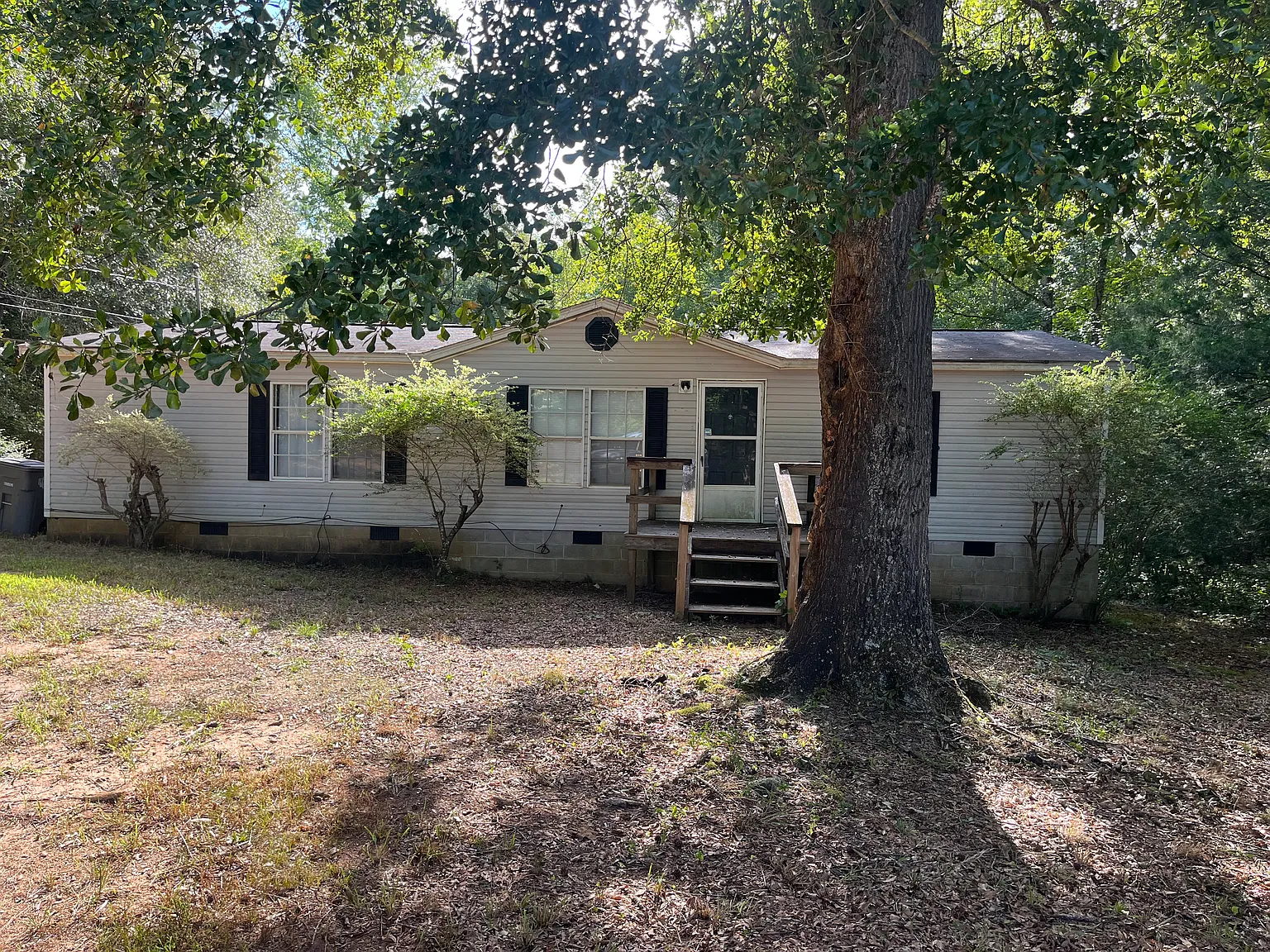 3 bed, 1127 sqft, $1,150 — Photo 1