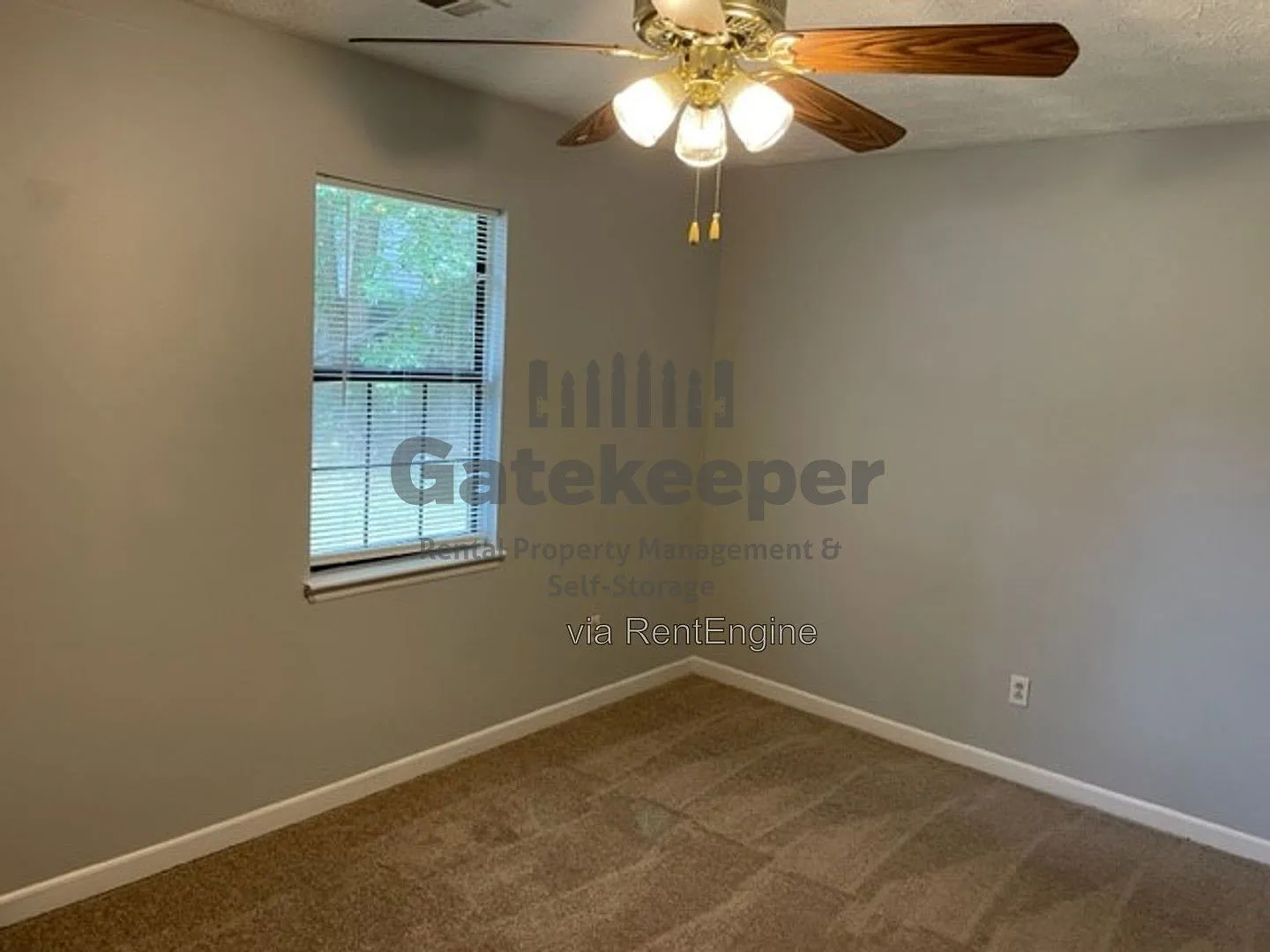 3 bed, 2.0 bath, 1284 sqft, $1,695 — Photo 4