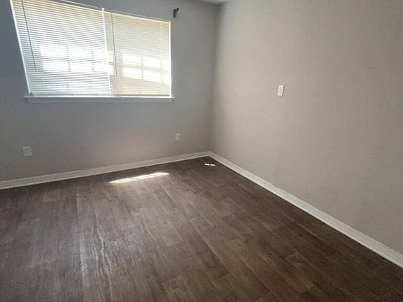 5th image of 103 Forest Point Dr
