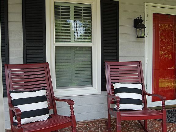 3rd image of 366 Old Salem Way