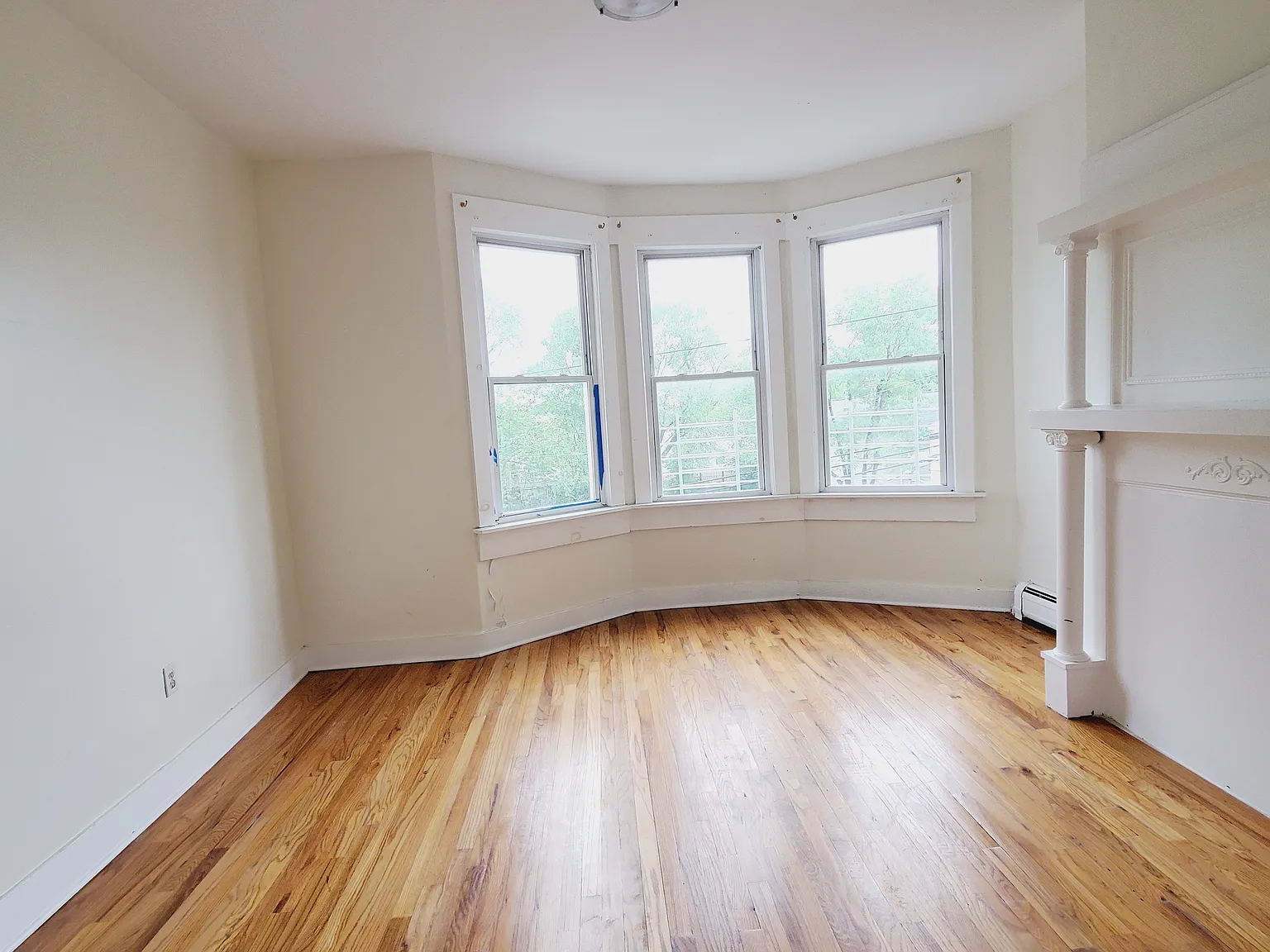 2 bed, 800 sqft, $1,895 — Photo 3