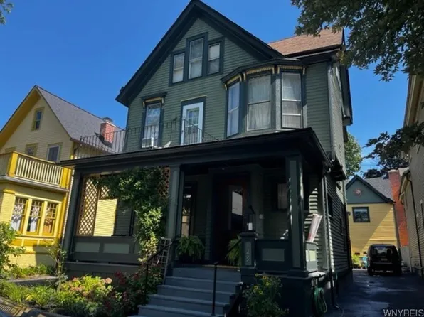 129 College St #4, Buffalo, NY 14201